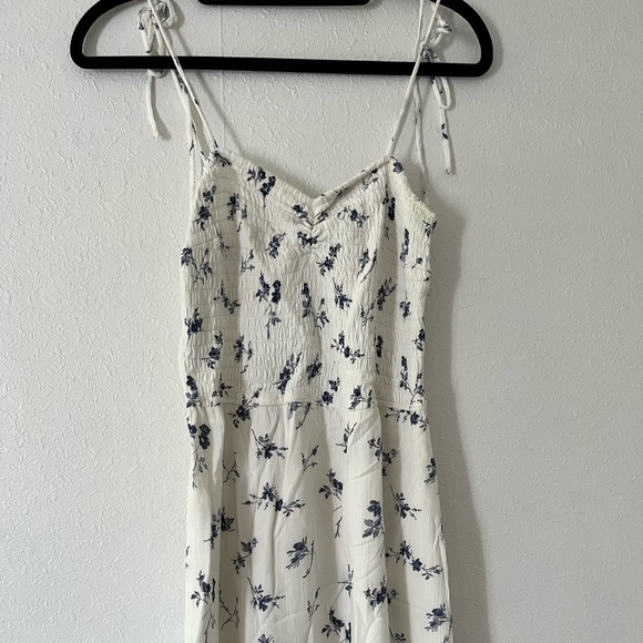 Abercrombie Midi Dress - Picture 4 of 5